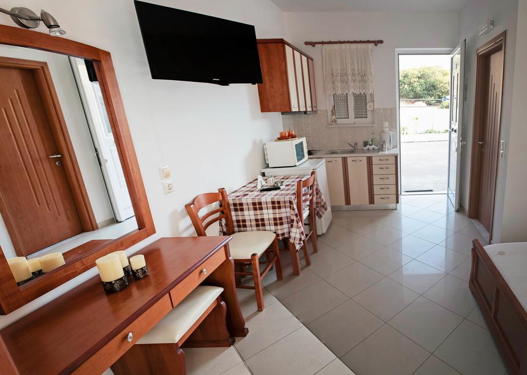 Nephele Apartments Faliraki Esterno foto